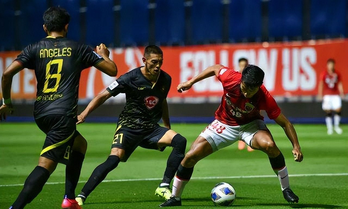 亚冠赛程吃紧；法兰克福今晚伤情更新；信心回归；训练强度明显提升的简单介绍