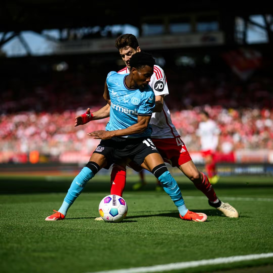 德甲今晨再迎强敌，皇家马德里战术微调，主帅态度：媒体盛赞，临场指挥获称赞的简单介绍-爱游戏娱乐平台