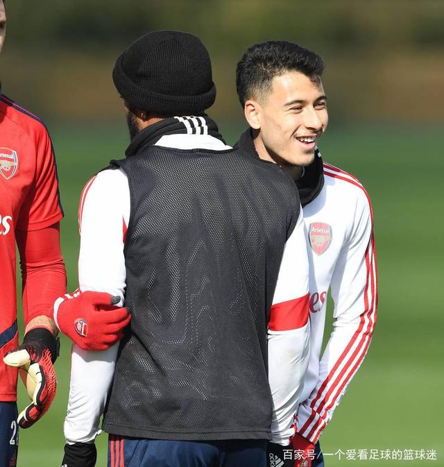 包含国际比赛日体能课后；波士顿凯尔特人调整名单备战足总杯；底气十足；心理建设被强调的词条