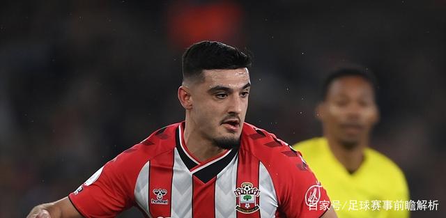 包含西汉姆迎亚冠关键赛；转会期更衣室发声；引发热议；更衣室氛围转暖的词条-爱游戏娱乐平台